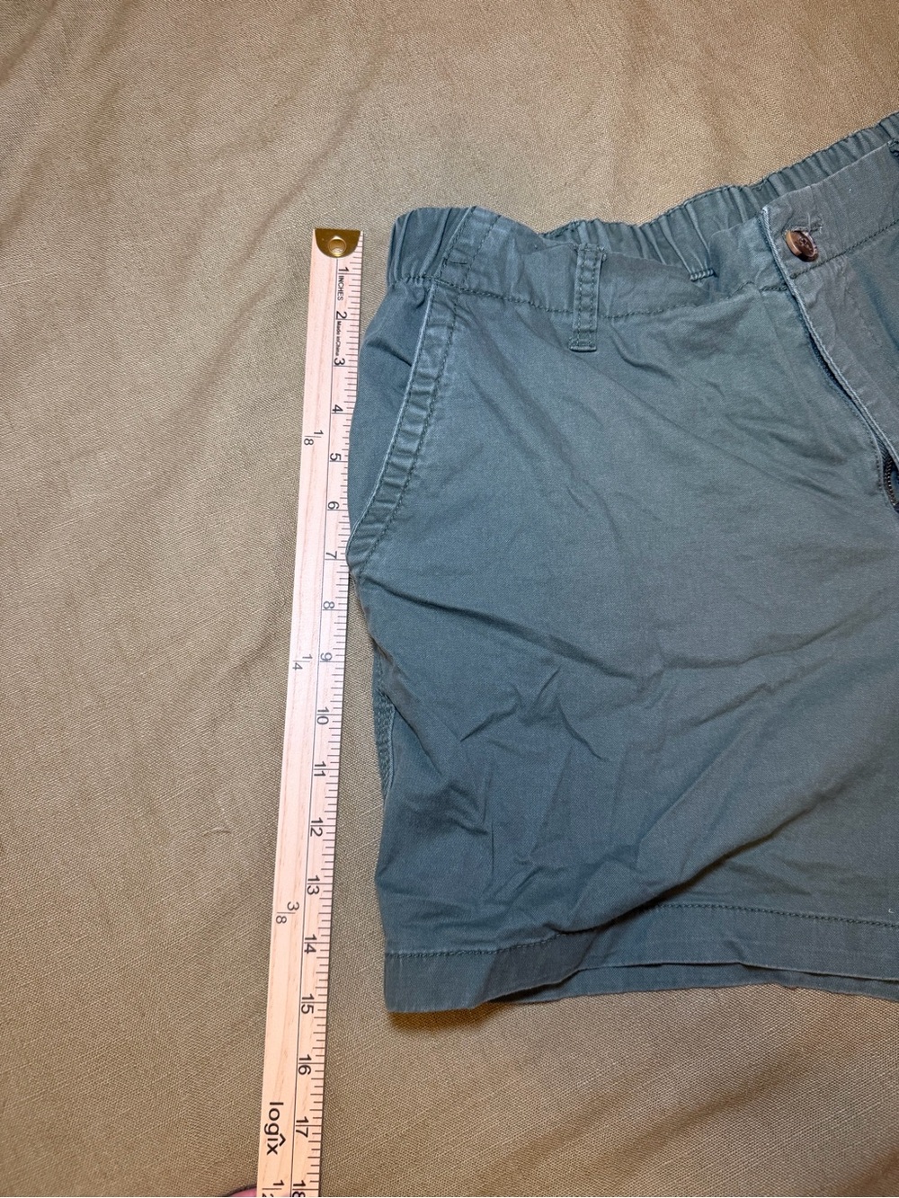 Old Navy Women's greeb OG Chino Shorts - Picture 2 of 6